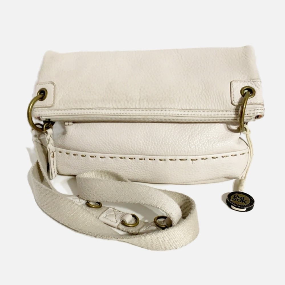 The Sak Pebble Leather Fully Lined Adjustable Fold Over Crossbody Bag Stitching